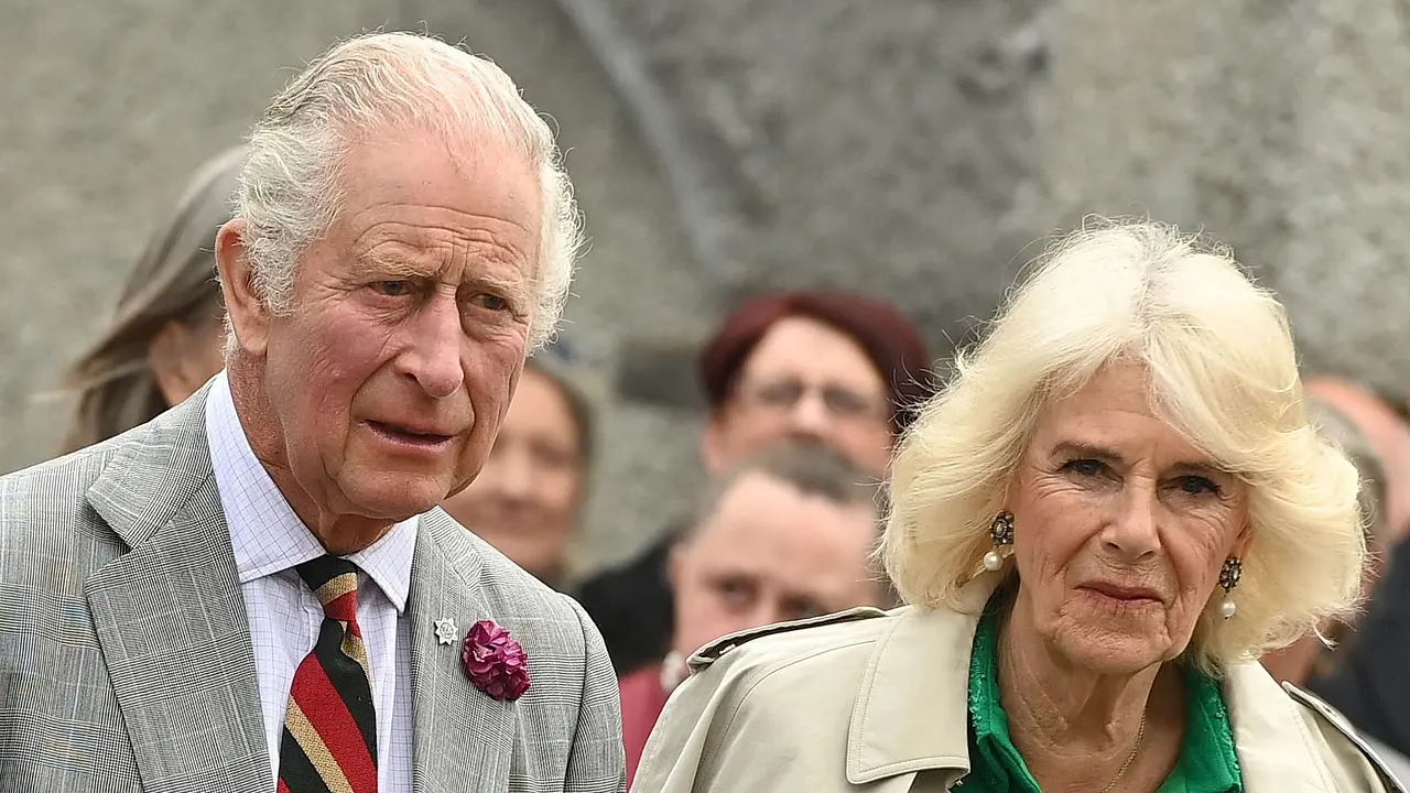 König Charles und Königin Camilla König Charles und Königin Camilla - Foto: OLIVER MCVEIGH/POOL/AFP via Getty Images