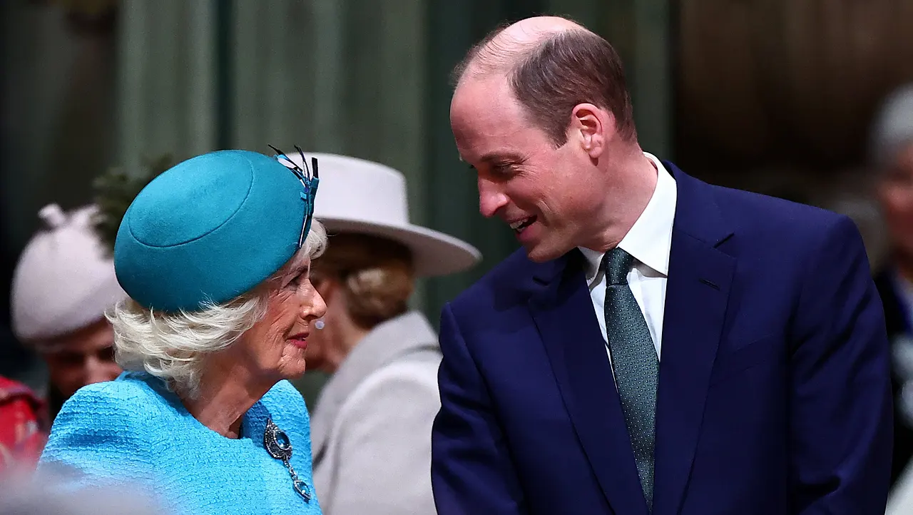 Königin Camilla & Prinz William Königin Camilla & Prinz William - Foto: IMAGO / i Images