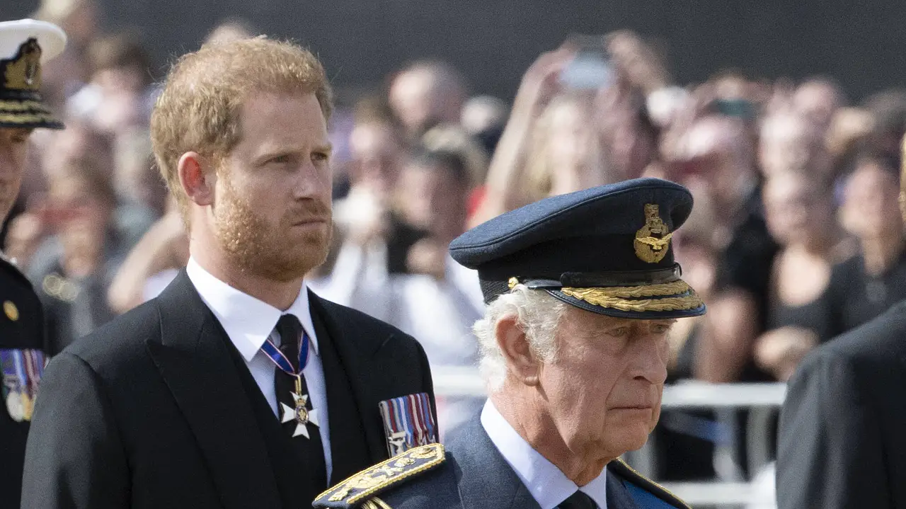 Prinz Harry König Charles Prinz Harry König Charles - Foto: Imago / Cover-Images