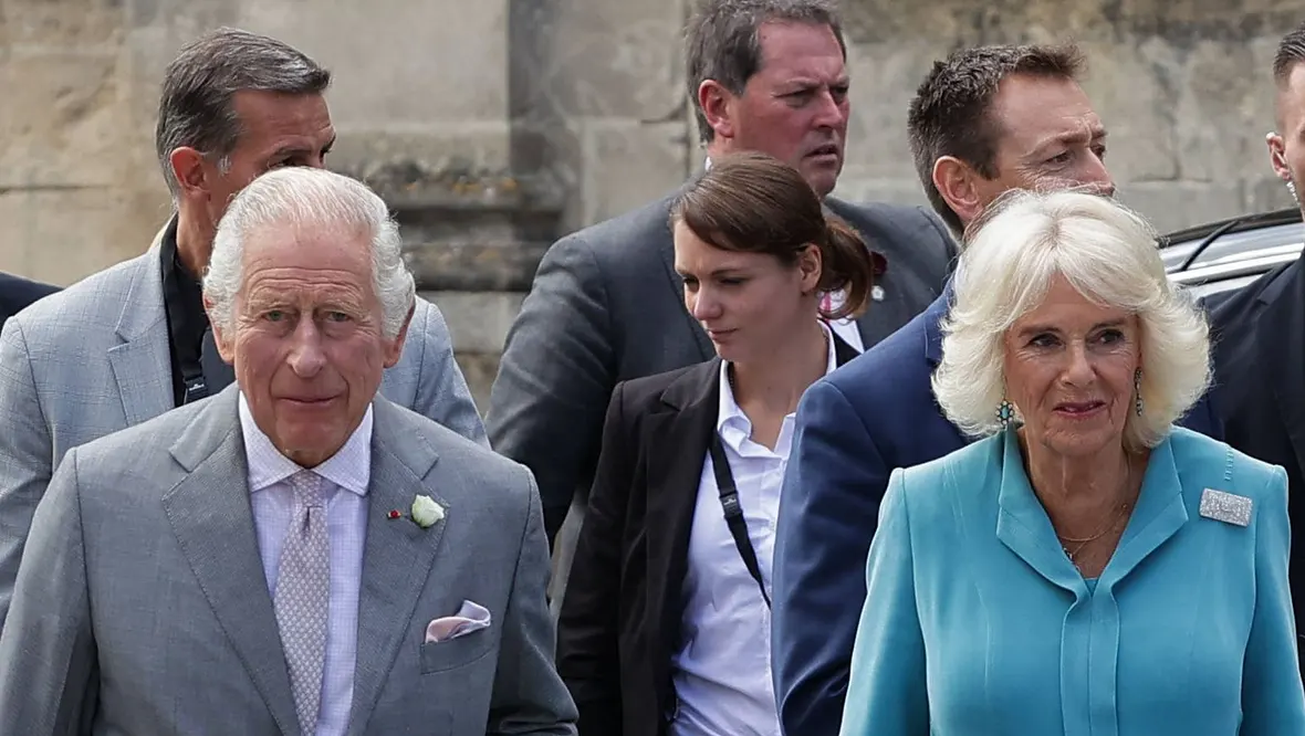 Königin Camilla & König Charles