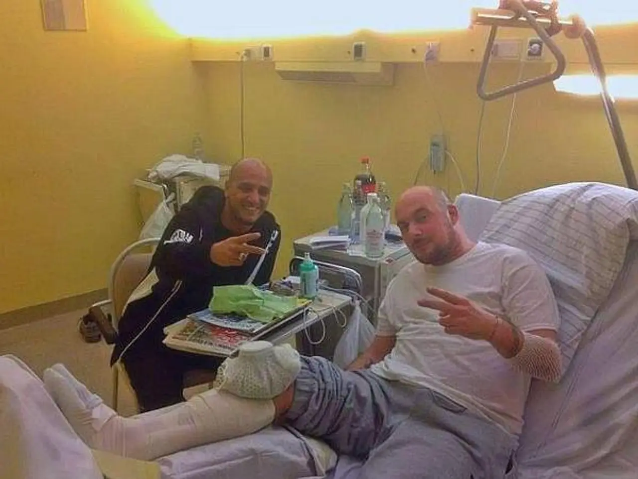 Kool Savas musste ins Krankenhaus Kool Savas musste ins Krankenhaus - Foto: Facebook / Alpa Gun