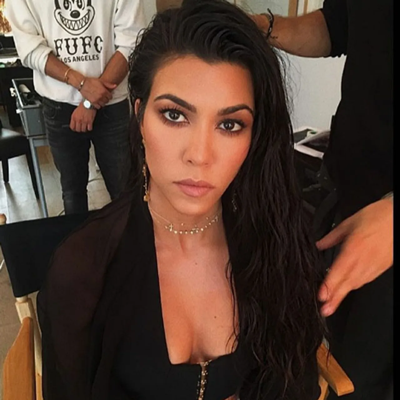 Kourtney Kardashian bereut ihre Brust-Op Kourtney Kardashian bereut ihre Brust-Op - Foto: Instagram/ Kourtney Kardashian