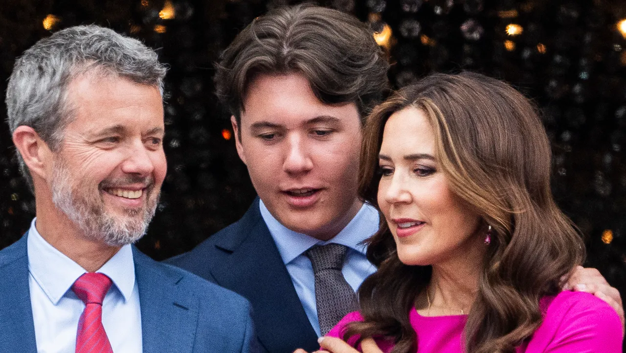 König Frederik, Königin Mary and Kronprinz Christian König Frederik, Königin Mary and Kronprinz Christian - Foto: Martin Sylvest Andersen/ Getty Images
