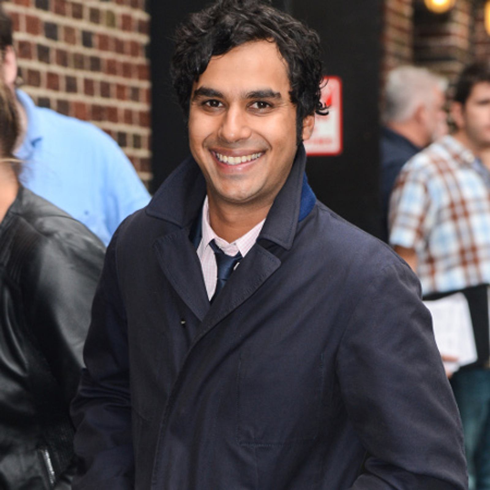 The Big Bang Biography: Kunal Nayyar Alias Raj Schreibt Memoiren | InTouch