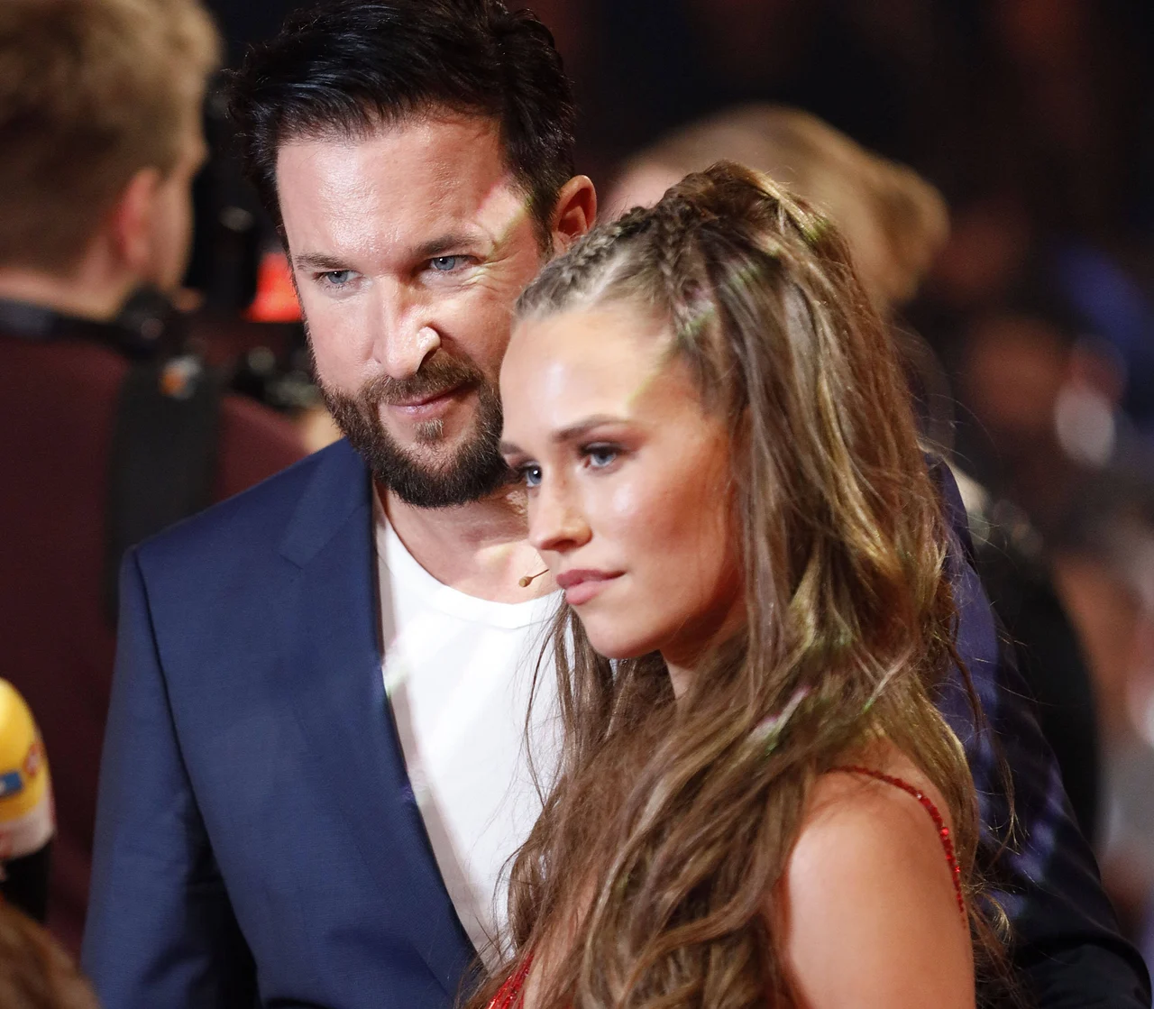 laura-müller-follower-rückgang Laura Müller steht vor Michael Wendler während ihrer Teilnahme an Lets Dance 2020. - Foto: IMAGO / Future Image