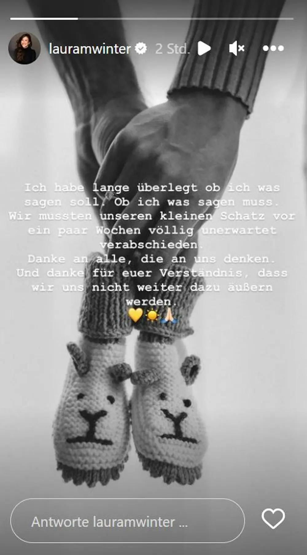 Nationalspieler Jonas Hofmann & Sky Moderatorin Laura Winter: Große Trauer um ihr Baby Nationalspieler Jonas Hofmann & Sky Moderatorin Laura Winter: Große Trauer um ihr Baby