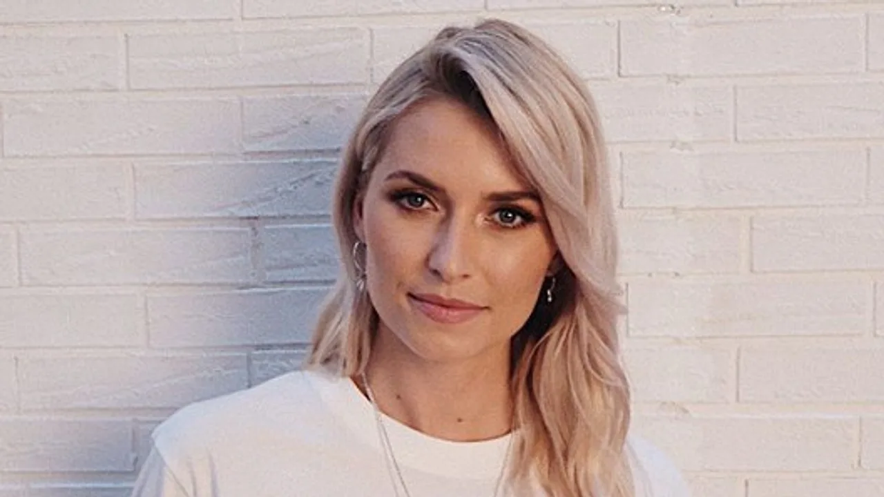 Lena Gercke spricht über den Tod ihres Vaters Lena Gercke spricht über den Tod ihres Vaters - Foto: Instagram/@lenagercke