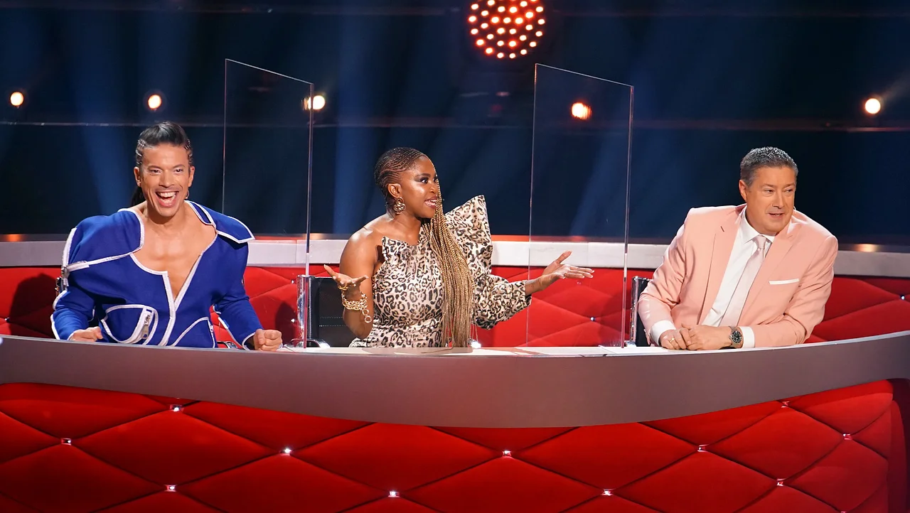 Jury im "Let's Dance"-Finale 2021 Jury im Lets Dance-Finale 2021 - Foto: TVNOW / Stefan Gregorowius