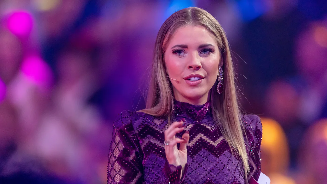 Lets Dance: Wird Victoria Swarovski von Sylvie Meis ausgetauscht? - Foto: Getty Images Lets Dance: Wird Victoria Swarovski von Sylvie Meis ausgetauscht? - Foto: Getty Images