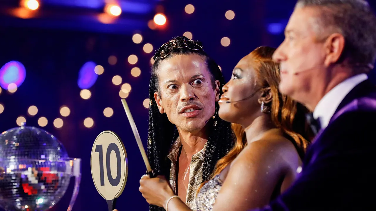 Die "Let's Dance"-Jury kommt bei der Kandidatin auch nicht gut weg. Die Lets Dance-Jury um Jorge, Motsi und Llambi. - Foto: Imago/Future Image