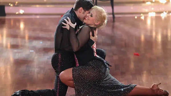 Schlankheits-Rezept "Let's Dance": So specken die Stars ab - Bild 1