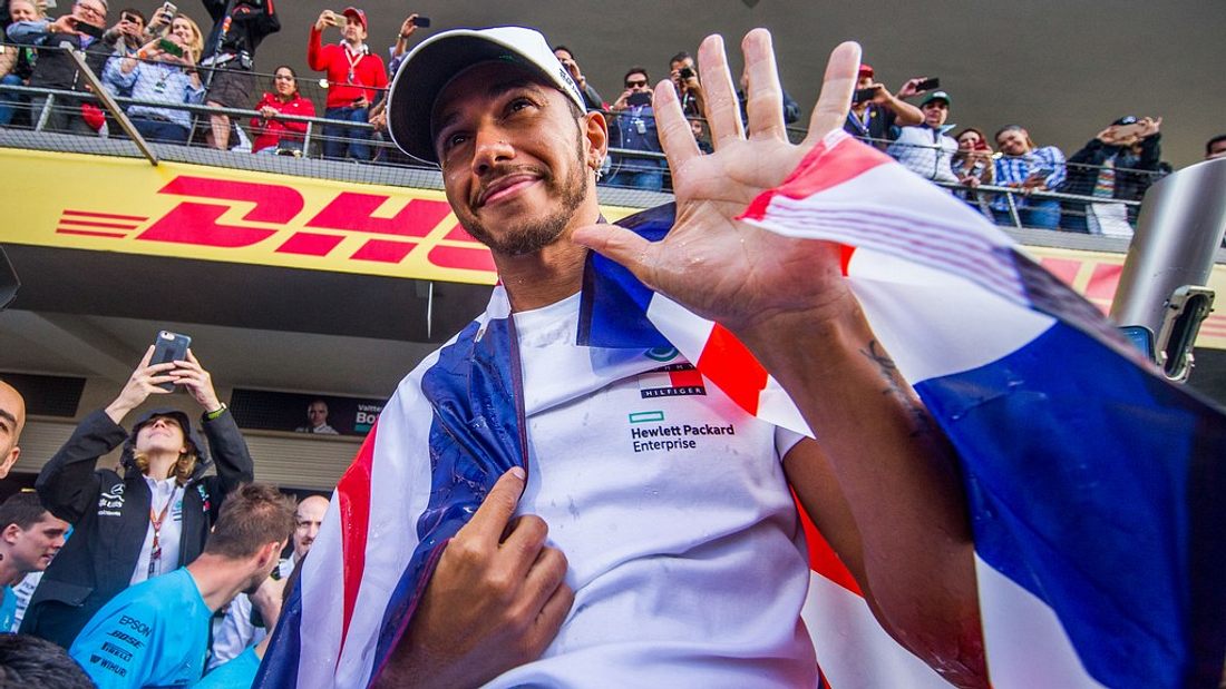 Lewis Hamilton: Große Trauer um ein Familienmitglied 