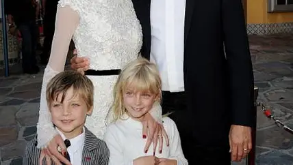 Die schlimmsten MännerdiebinnenRupert Sanders ist obendrein verheiratet und hat zwei kleine Kinder. Seine Frau Liberty Ross (33) soll sich mittlerweile von ihrem untreuen Gatten getrennt haben. Der &quot;Snow White And The Huntsman&quot;-Re