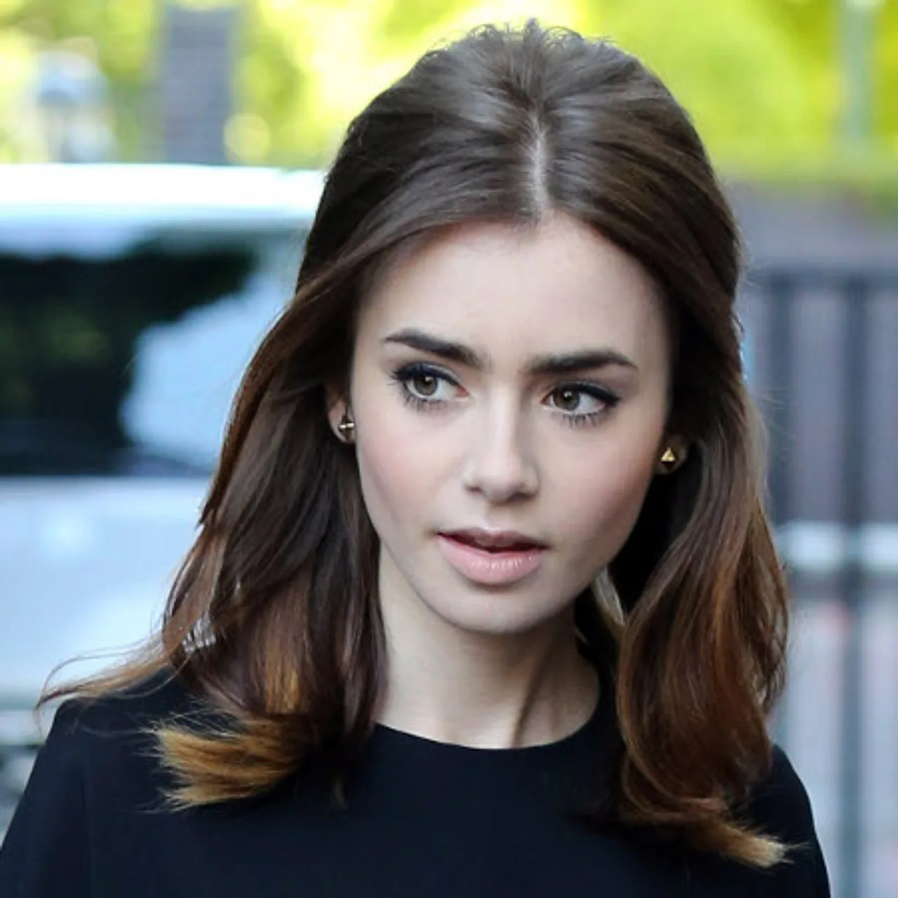 Lily Collins ist die gefährlichste Frau im Internet Lily Collins ist die gefährlichste Frau im Internet - Foto: Neil P. Mockford / Getty Images