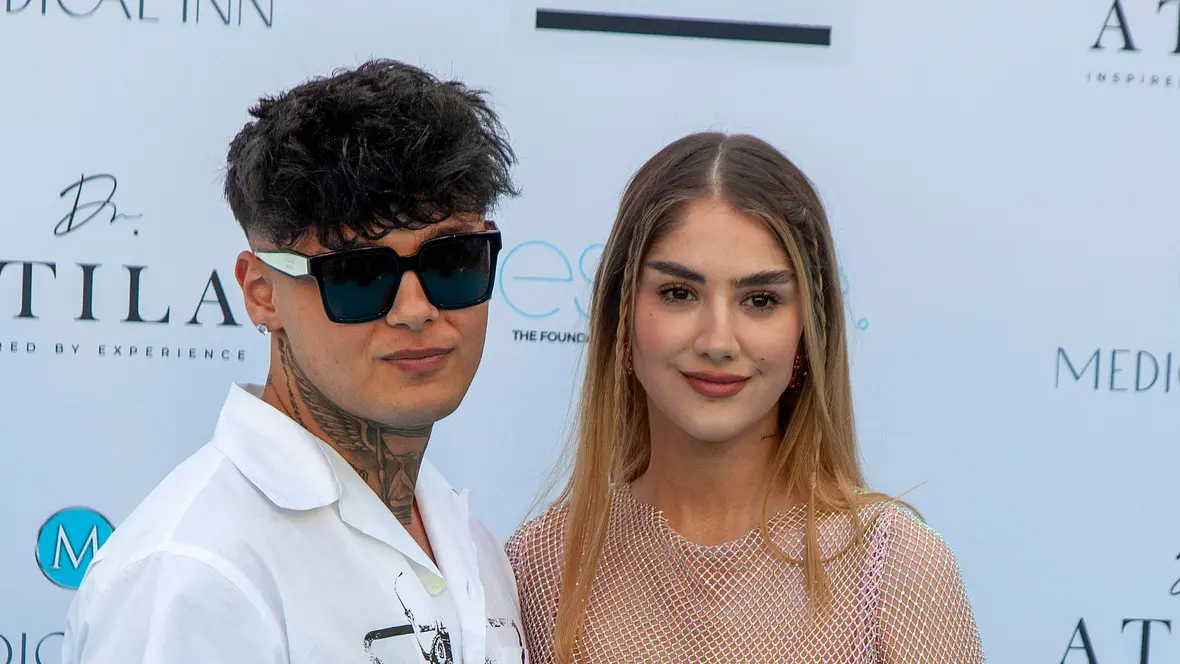 Lisa Marie Straube und Akka