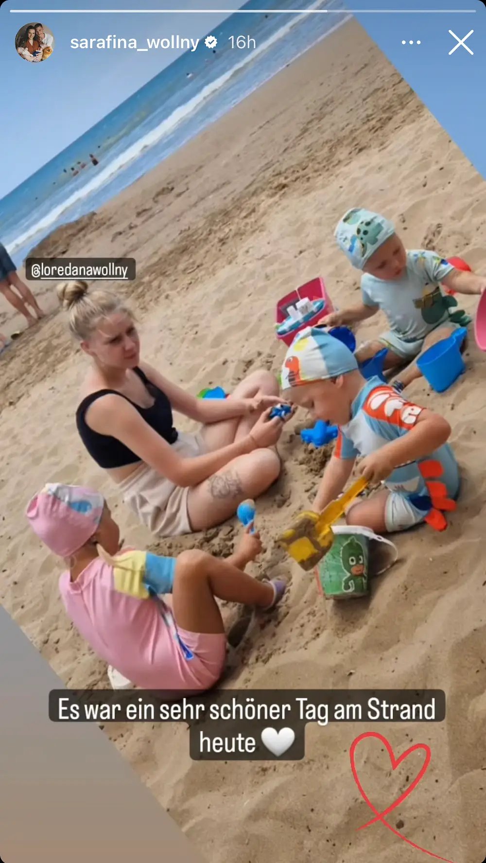 Loredana Wollny mit ihrer Nichte und ihren Neffen Loredana Wollny mit ihrer Nichte und ihren Neffen