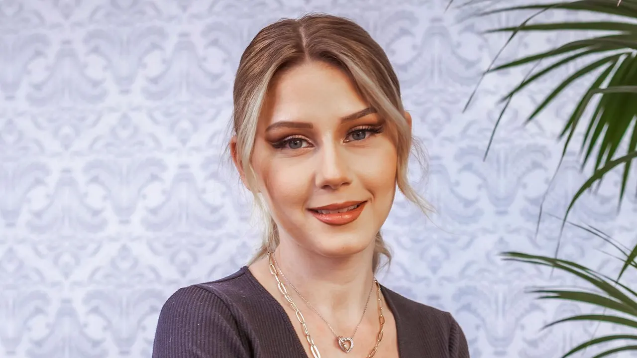 Loredana Wollny Loredana Wollny - Foto: RTLzwei
