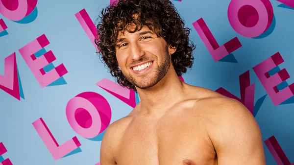 Love Island 2022 Adriano