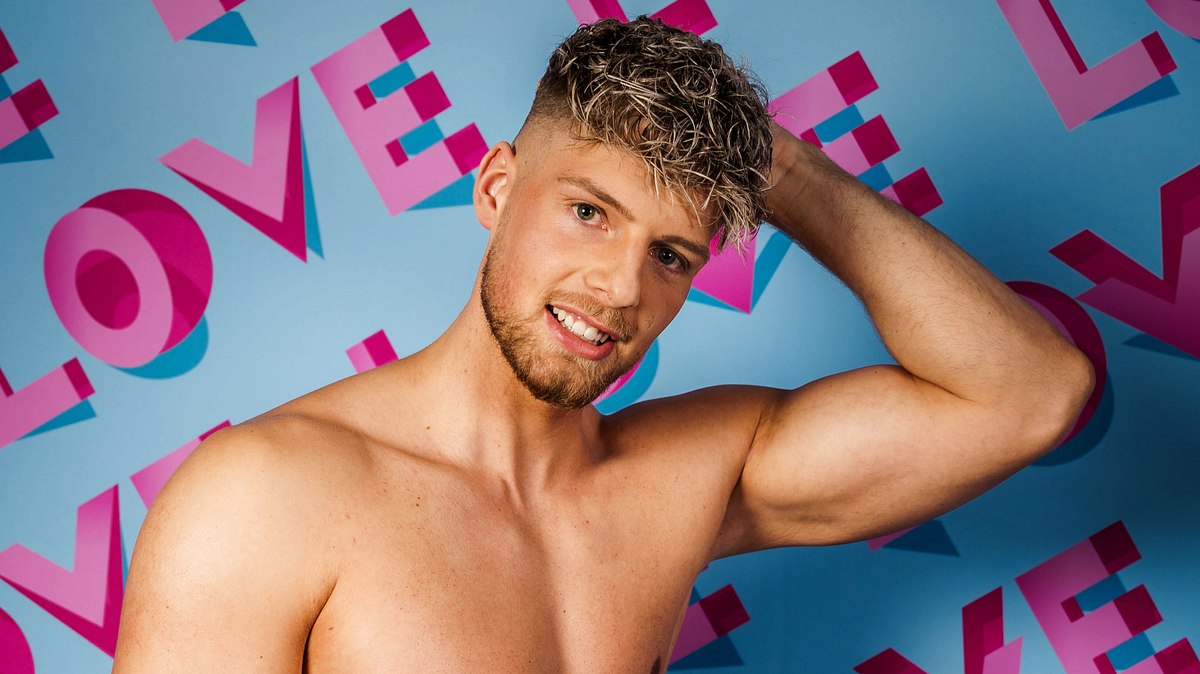 Love Island 2022 Mark