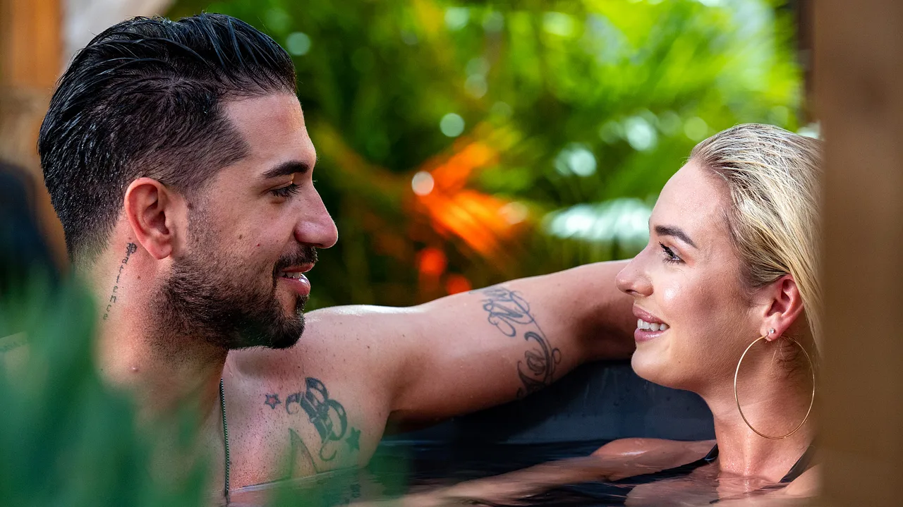 Bucci & Vanuschka Love Island 2022 Bucci & Vanuschka Love Island 2022 - Foto: RTLZWEI/Thomas Reiner