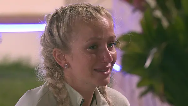 Lena bei "Love Island"