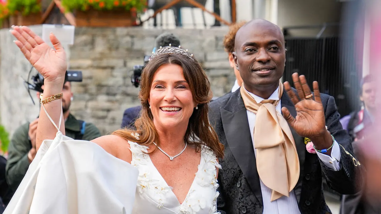Märtha Louise und Durek Märtha Louise und Durek - Foto: HEIKO JUNGE/NTB/AFP via Getty Images