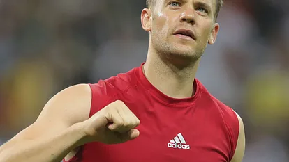 Ist Manuel Neuer schwul?