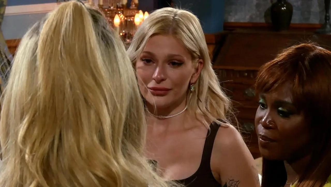 Marie Reim bei "Die Verräter" Marie Reim bei Die Verräter - Foto: RTL
