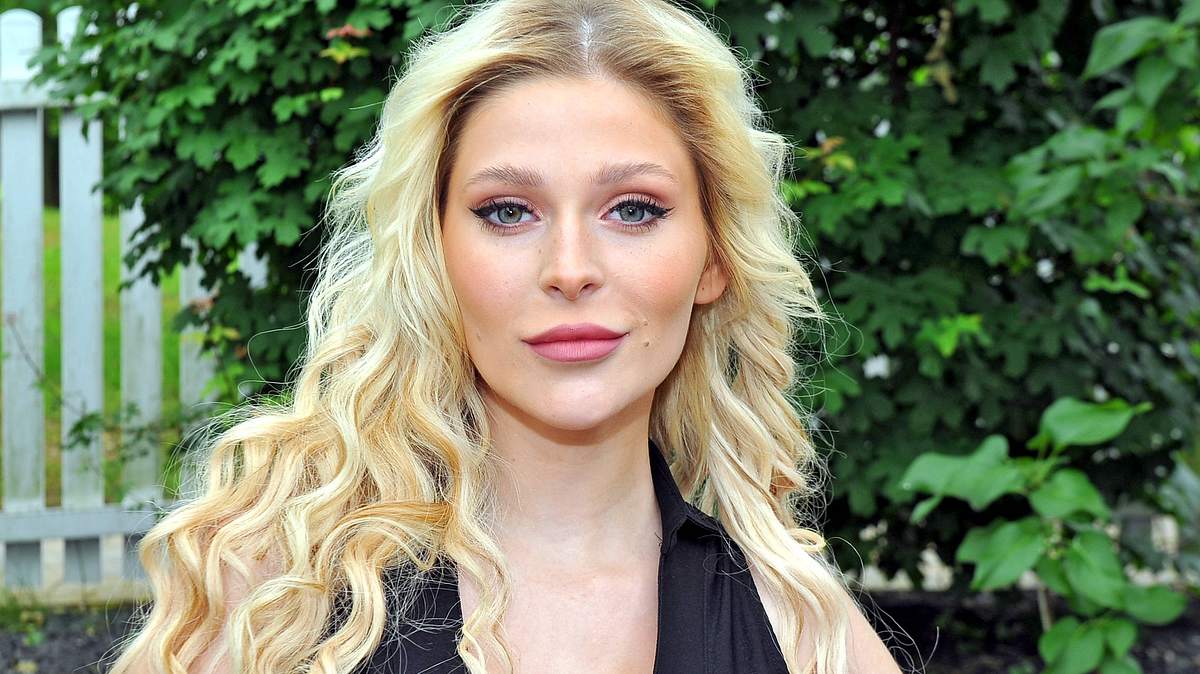 Marie Reim bei einem Event