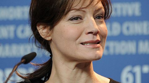 Marion Mitterhammer: Sturm der Liebe-Star zeigt sich erstmals mit Glatze!  - Foto: gettyimages