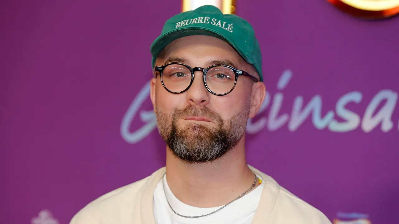 Mark Forster bei Ina Müller Mark Forster bei Ina Müller - Foto: IMAGO / Future Image