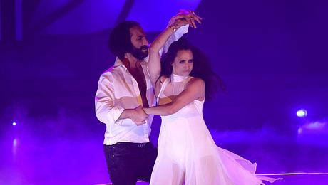 Massimo Sinató und Amira Pocher - Foto: Andreas Rentz/Getty Images