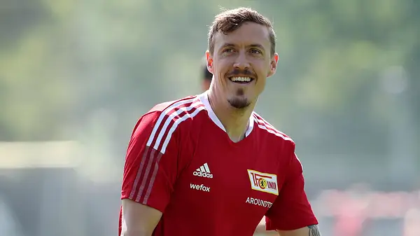 Max Kruse strahlt dank seiner Freundin