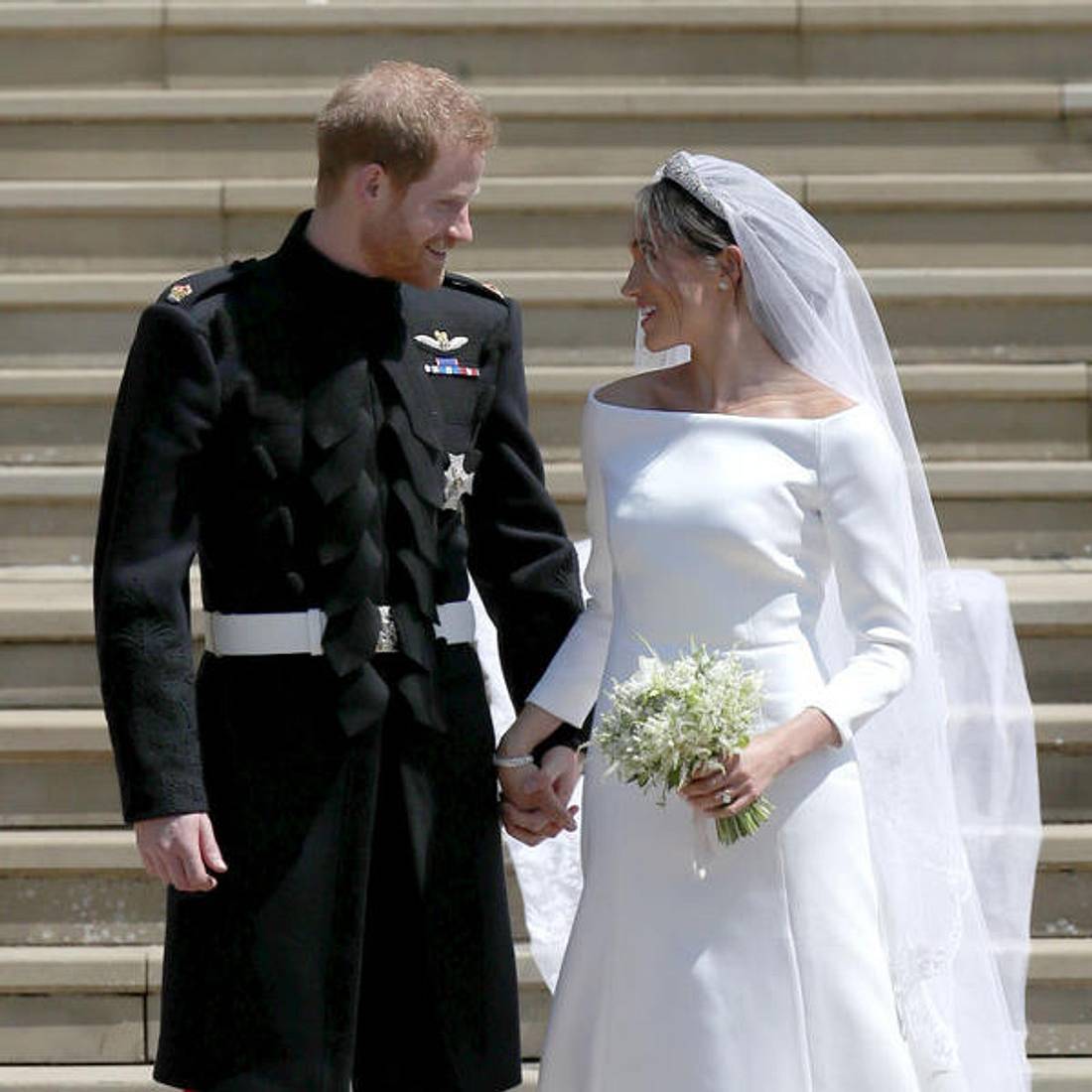 Prinz Harry Meghan Markle Witzig So Habt Ihr Die Hochzeit Noch Nie Gesehen Intouch