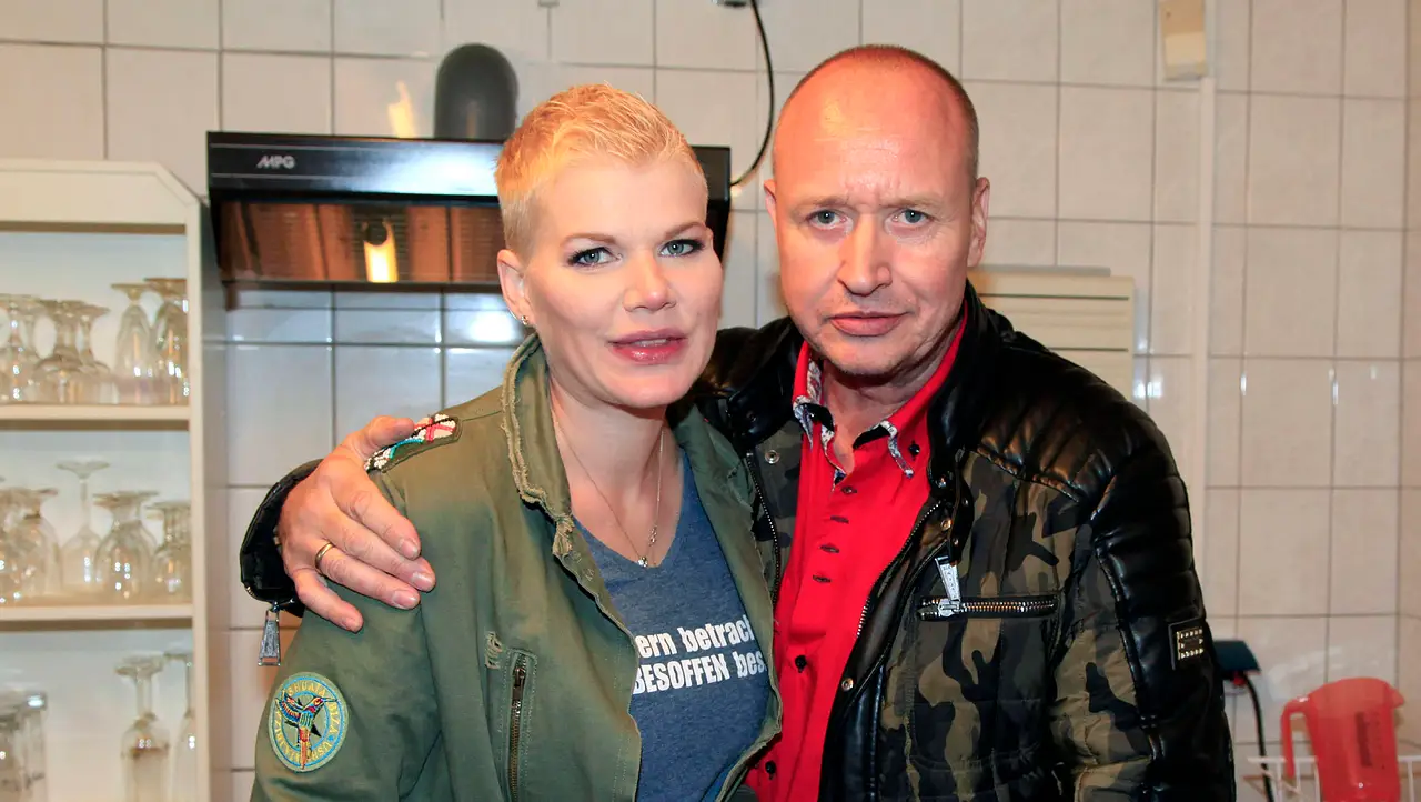 Melanie Müller und Mike Blümer Melanie Müller und Mike Blümer - Foto: IMAGO/ Future Image