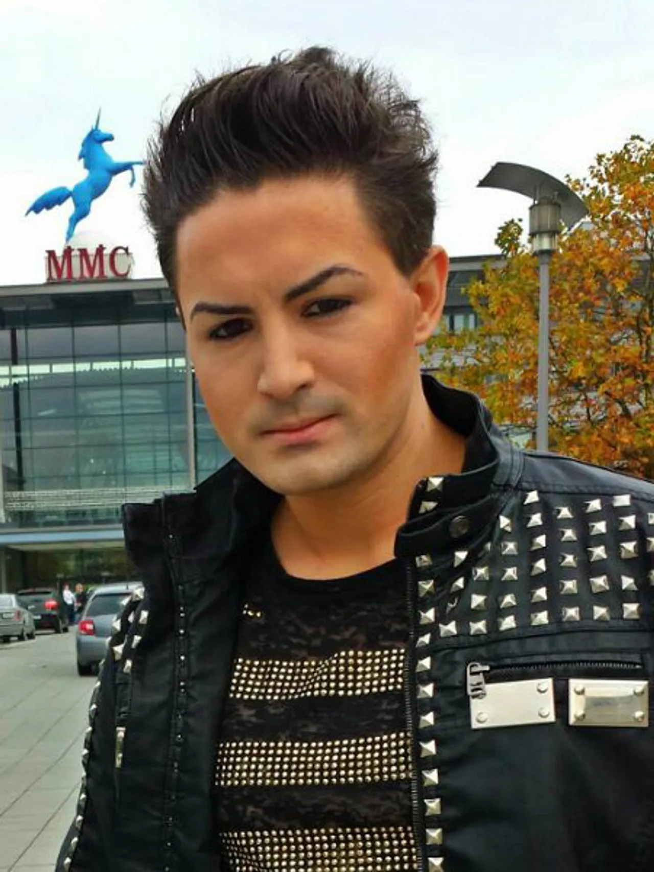 DSDS-Menderes will jetzt beim ESC durchstarten DSDS-Menderes will jetzt beim ESC durchstarten - Foto: Menderes/Facebook