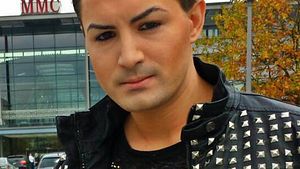 DSDS-Menderes will jetzt beim ESC durchstarten - Foto: Menderes/Facebook