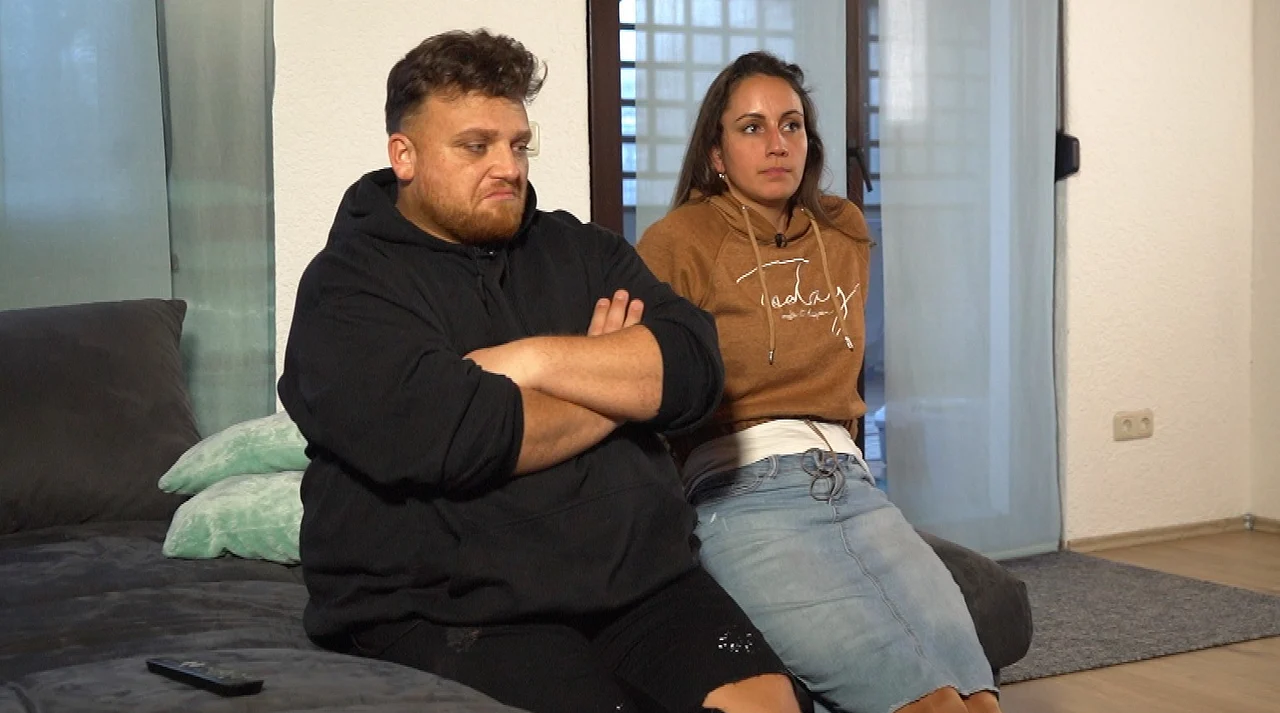 Menowin Fröhlich und Ehefrau Senay Menowin Fröhlich und Ehefrau Senay - Foto: TVNOW / filmpool