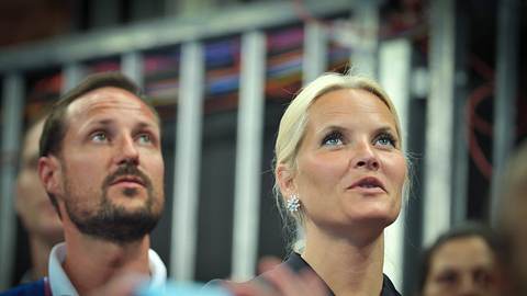 Prinzessin Mette Marit & Prinz Haakon - Foto: AGO / ABACAPRESS