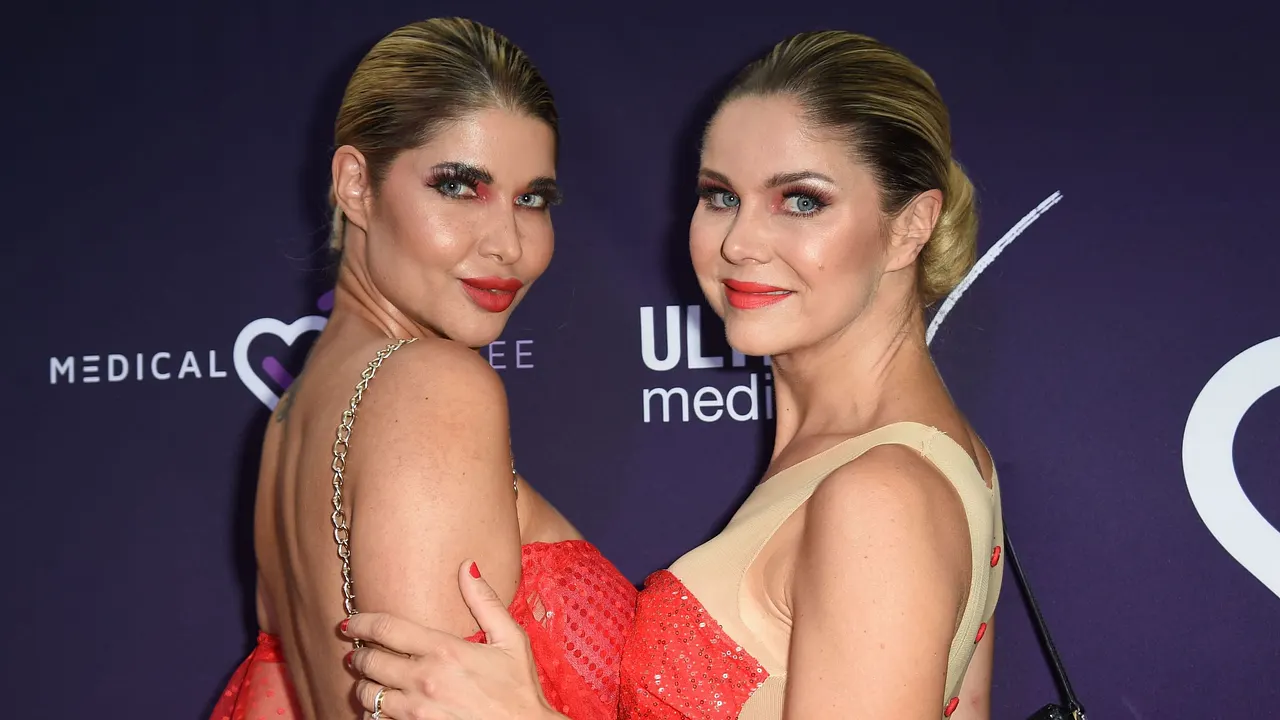 Micaela Schäfer und Yvonne Woelke Micaela Schäfer und Yvonne Woelke - Foto: Tristar Media/Getty Images