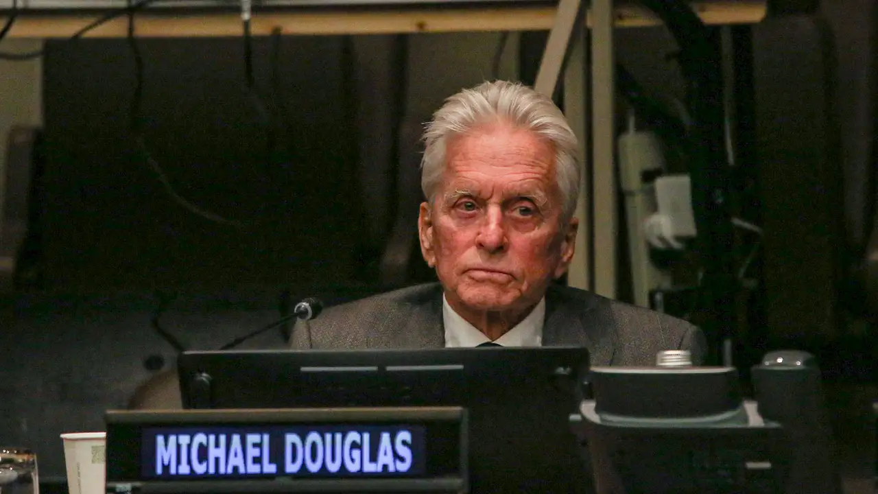 Michael Douglas
