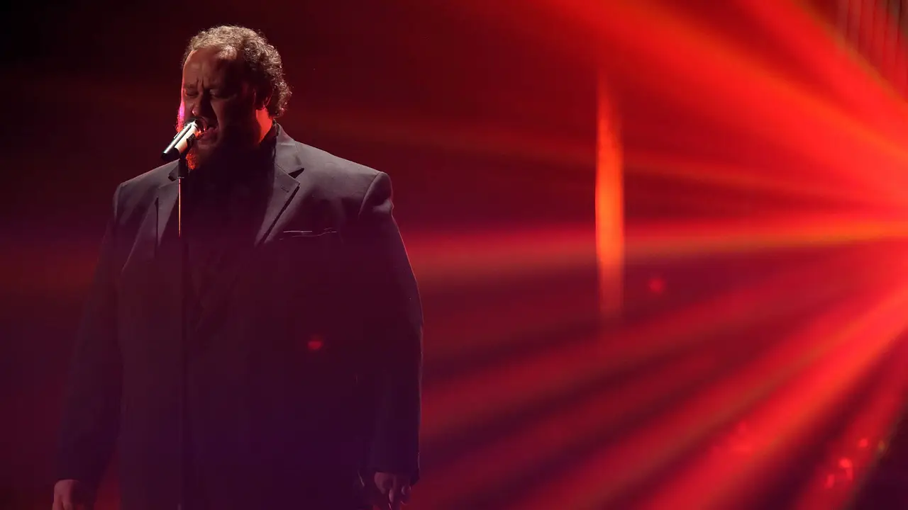 "Supertalent"-Star Michael Holderbusch Supertalent-Star Michael Holderbusch auf der Bühne - Foto: IMAGO / APress
