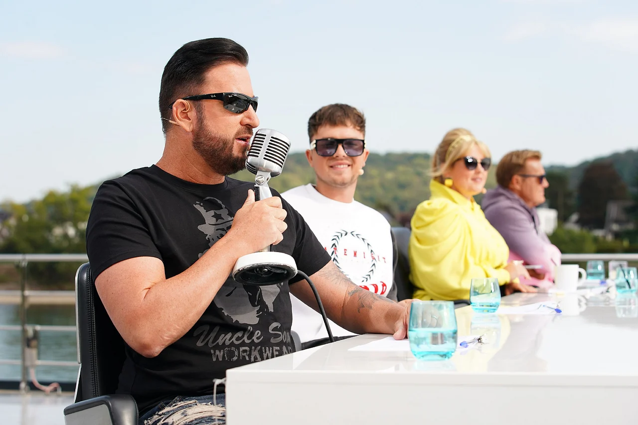 Michael Wendler bei DSDS - Foto: TVNOW/ Stefan Gregorowius Michael Wendler bei DSDS - Foto: TVNOW/ Stefan Gregorowius