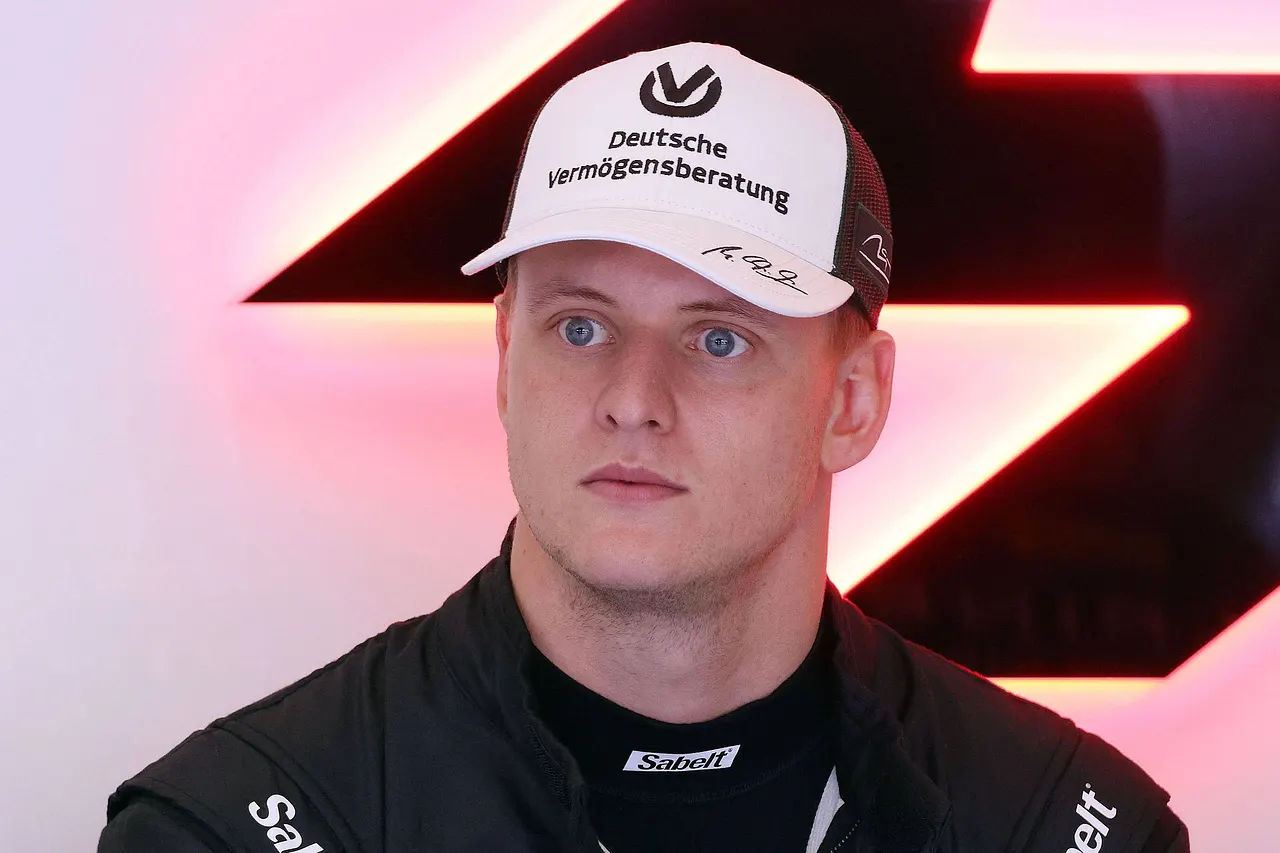 Die Formel 1 "war und ist mein Lebenstraum", sagt Mick. Doch momentan sieht es nicht vielversprechend aus ...