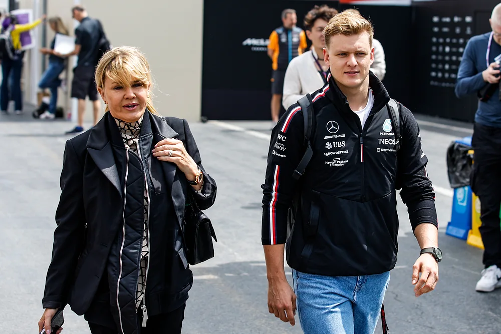 Corinna Schumacher mit Sohn Mick Schumacher Corinna Schumacher mit Sohn Mick Schumacher