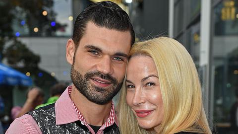 Mike Cees und Michelle Monballijn - Foto: Tristar Media/Getty Images