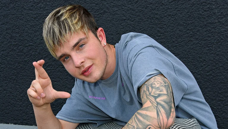 Mike Singer hat viele Tattoos