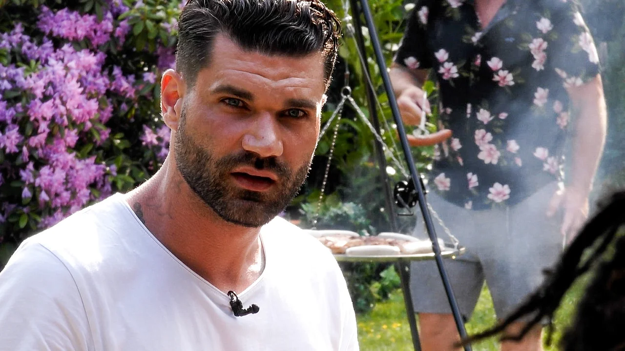 Mike Cees-Monballijn Mike Cees-Monballijn - Foto: TVNOW