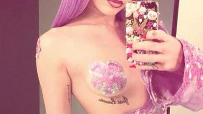Miley Cyrus soll Halloween mit Benji Madden geknutscht haben