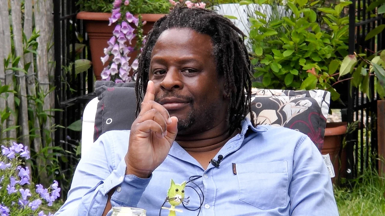 Mola Adebisi im "Sommerhaus der Stars" Mola Adebisi im Sommerhaus der Stars - Foto: RTL